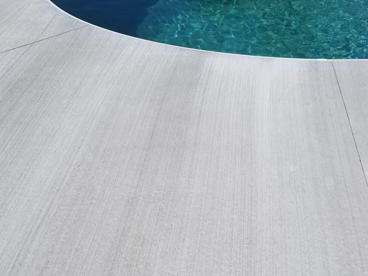 Broom finished concrete slab providing grip when wet